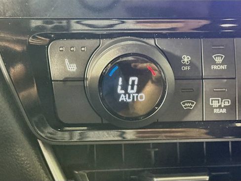 Certified 2026 Toyota Grand Highlander FWD image 22