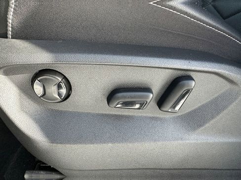 Used 2024 Volkswagen Atlas SE image 10