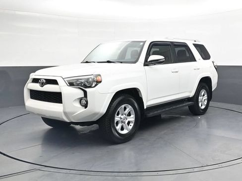Used 2016 Toyota 4Runner SR5 Premium AWD/4WD image 9