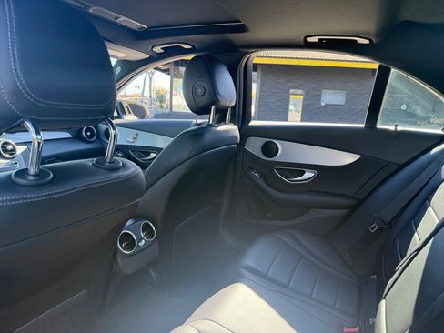 Used 2018 Mercedes-Benz C 300 Sedan image 15