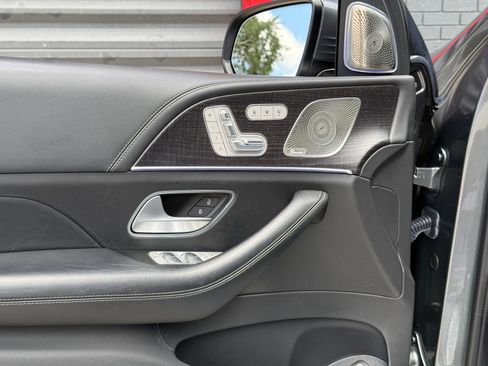 Used 2023 Mercedes-Benz Maybach GLS 600 4MATIC image 22