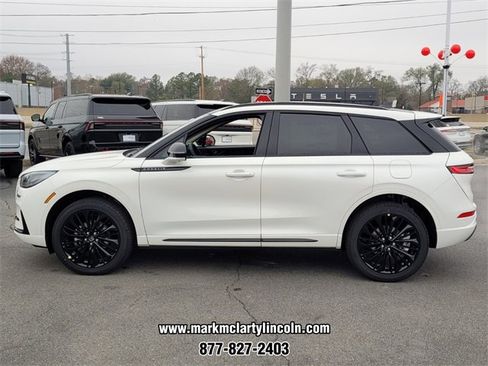 New 2026 Lincoln Corsair Premiere image 4