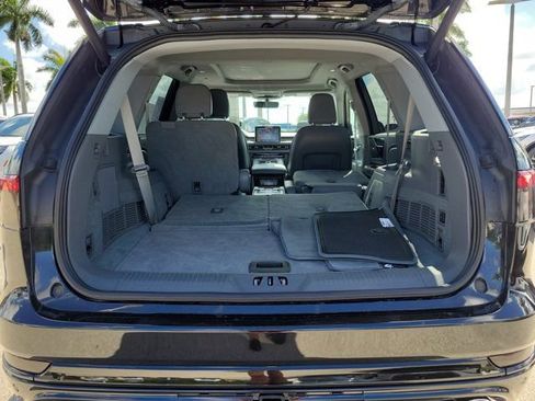 Certified 2021 Lincoln Aviator Reserve w/ Equipment Group 208A RWD image 12