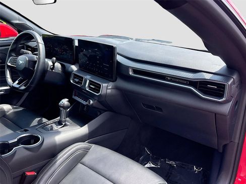 Used 2026 Ford Mustang Premium RWD image 27