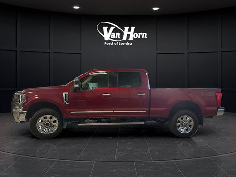 Used 2018 Ford F250 Lariat w/ Chrome Package AWD/4WD image 4