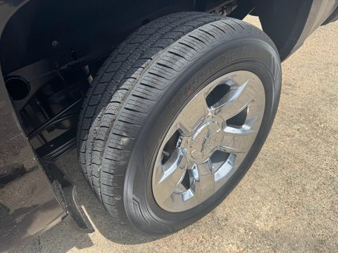 Used 2017 Chevrolet Silverado 1500 LTZ w/ Texas Edition image 10