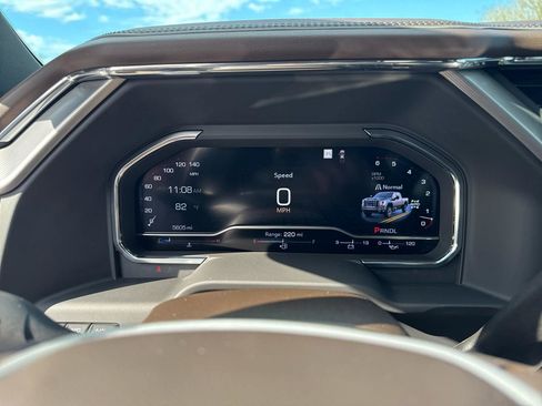 Used 2025 GMC Sierra 2500 Denali w/ Denali Reserve Package image 20