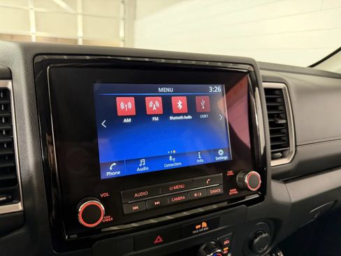 Used 2022 Nissan Frontier SV w/ Technology Package AWD/4WD image 21