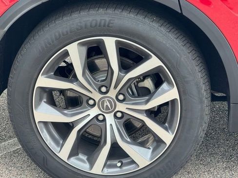 Used 2023 Acura MDX SH-AWD w/ Technology Package image 12