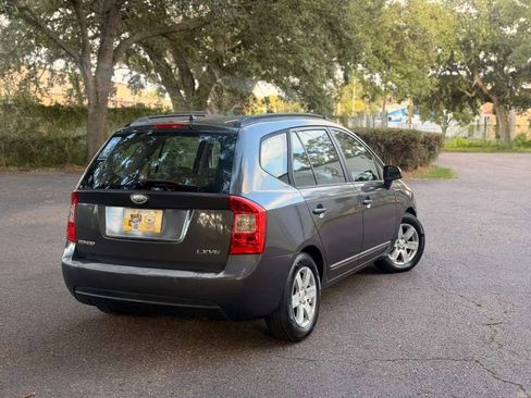 Used 2008 Kia Rondo LX w/ Convenience Pkg image 5