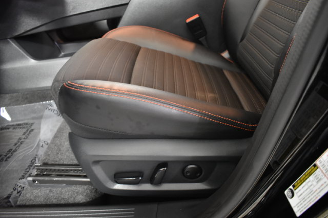 Certified 2025 Nissan Rogue SV AWD/4WD image 12
