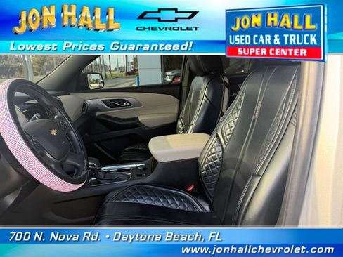 Used 2022 Chevrolet Traverse LS FWD image 15