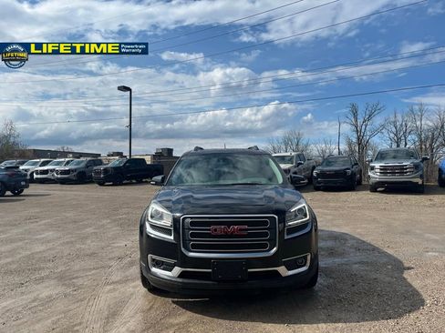 Used 2017 GMC Acadia Limited SLT image 3