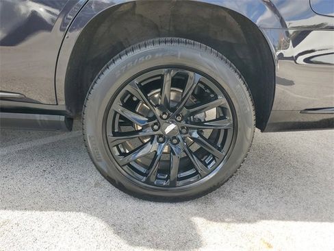 Used 2022 Cadillac Escalade Sport w/ Touring Package image 12