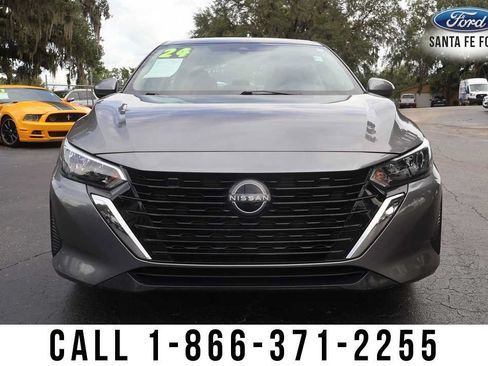 Used 2024 Nissan Sentra SV FWD image 9