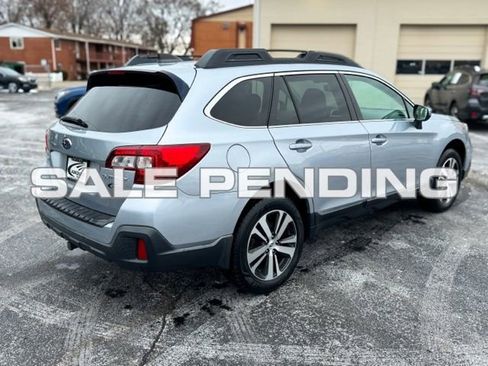 Used 2019 Subaru Outback 2.5i Limited w/ Popular Package #2 image 7