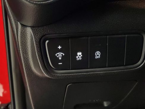 Certified 2025 Kia Soul LX w/ LX Technology Package FWD image 13