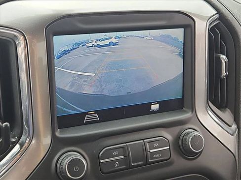 Used 2021 Chevrolet Silverado 1500 LT image 13