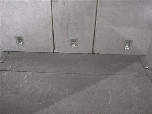 Certified 2025 Audi Q5 2.0T Premium image 6