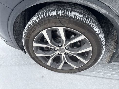 Used 2022 Acura MDX SH-AWD w/ Technology Package image 21