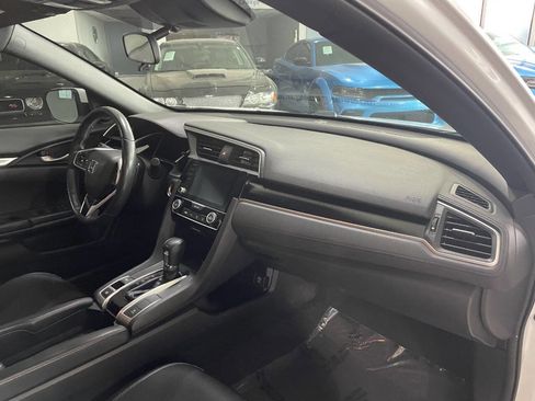Used 2019 Honda Civic Sport image 28