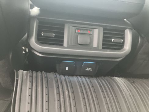 Certified 2022 Ford F150 Lariat w/ Equipment Group 502A High image 14