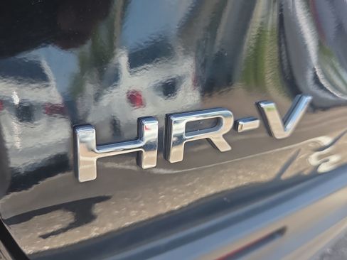 Used 2023 Honda HR-V LX image 30