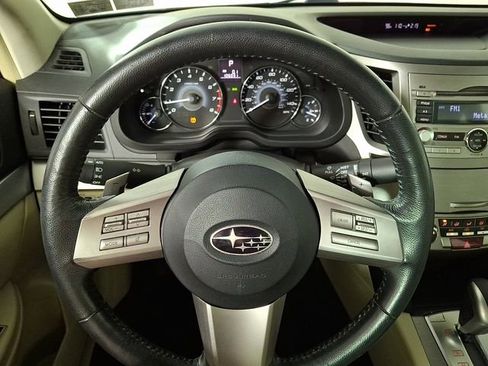 Used 2010 Subaru Legacy 2.5i Premium w/ Popular Equipment Group 2B AWD/4WD image 17