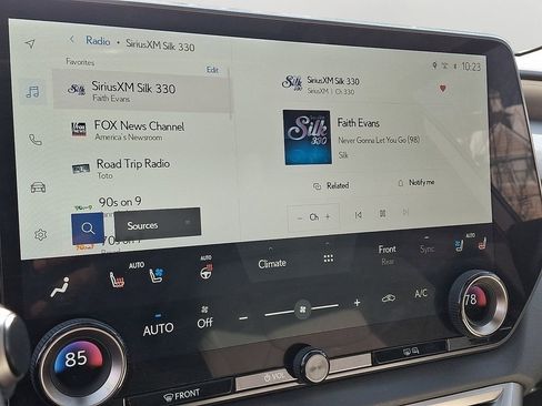 Used 2023 Lexus RX 350 Premium Plus w/ Cold Area Package image 18