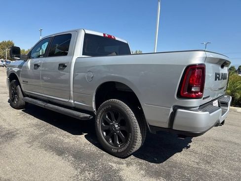 Used 2026 RAM 2500 Big Horn AWD/4WD image 2