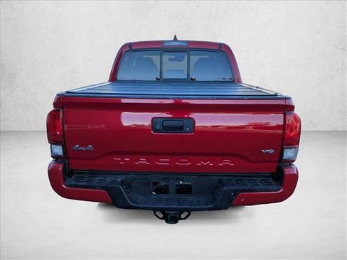 Used 2022 Toyota Tacoma SR image 7