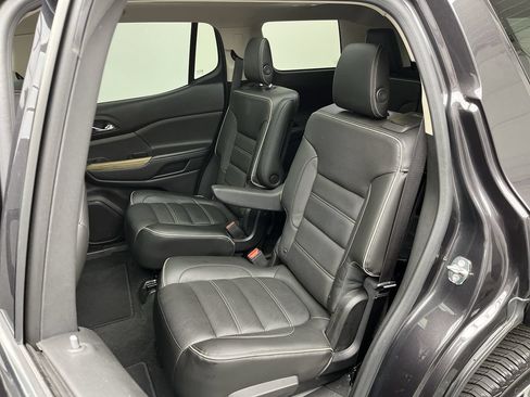 Used 2017 GMC Acadia Denali w/ Technology Package AWD/4WD image 12