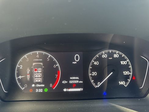 Certified 2023 Honda Pilot Touring image 20