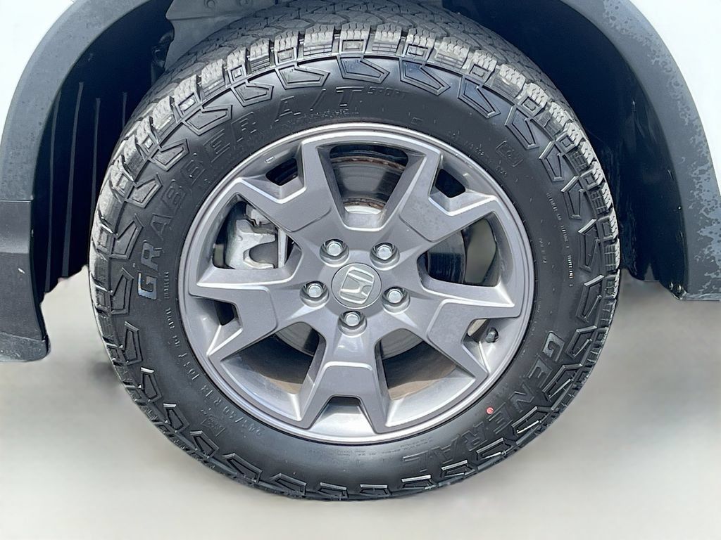 Used 2024 Honda Passport TrailSport image 31