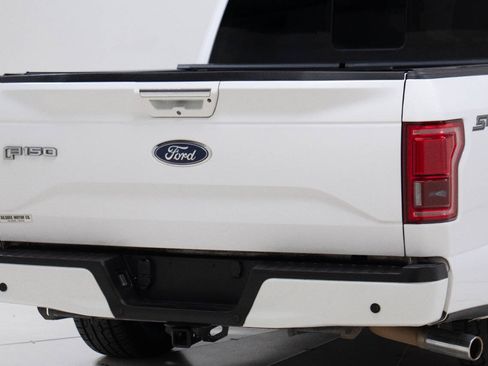 Used 2017 Ford F150 Lariat RWD image 14