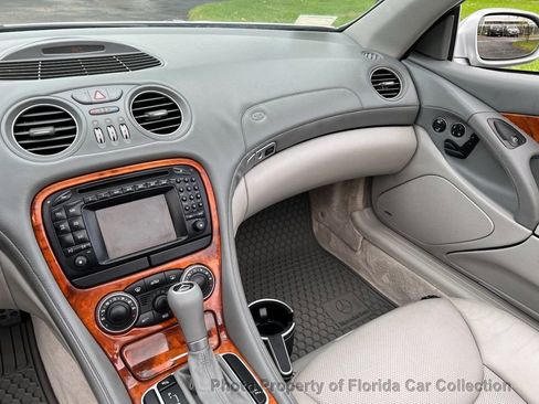Used 2003 Mercedes-Benz SL 500 image 8