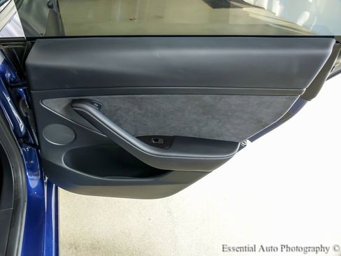 Used 2023 Tesla Model 3 Standard Range image 27