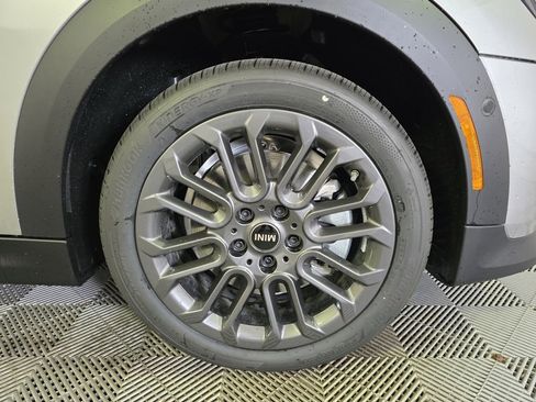 New 2026 MINI Cooper 2-Door Hardtop image 2