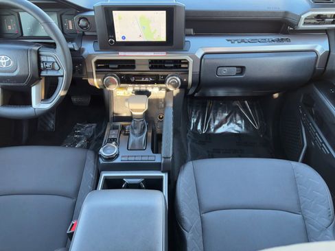 Certified 2025 Toyota Tacoma SR5 image 17