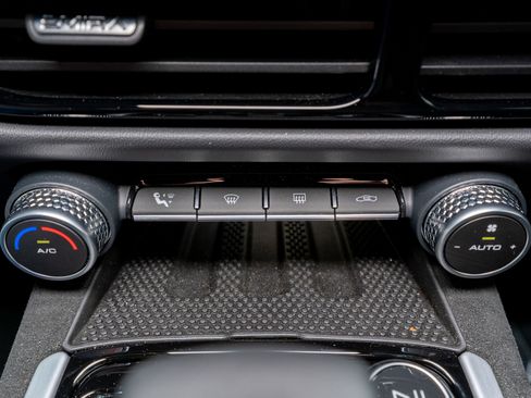 Used 2024 Lotus Emira First Edition image 22