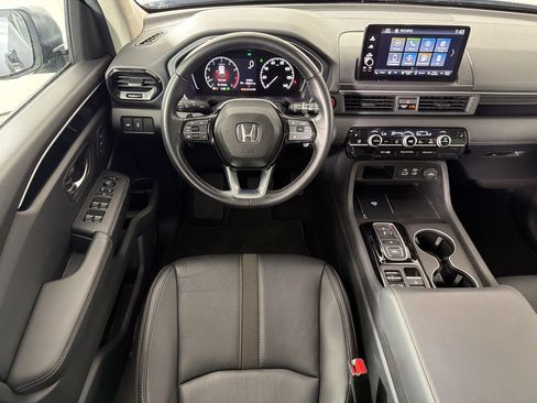 Used 2025 Honda Pilot EX-L image 28