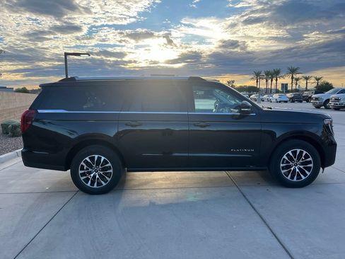 Used 2025 Ford Expedition Max Platinum AWD/4WD image 7