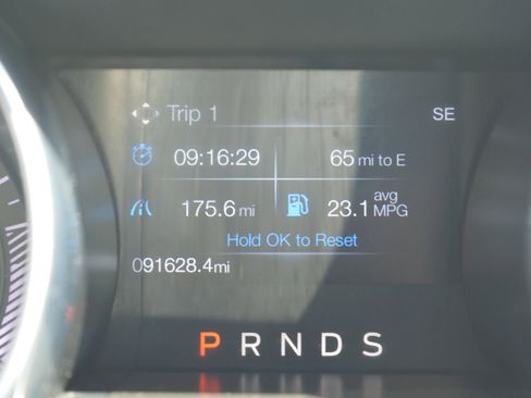 Used 2018 Ford Mustang Coupe RWD image 22