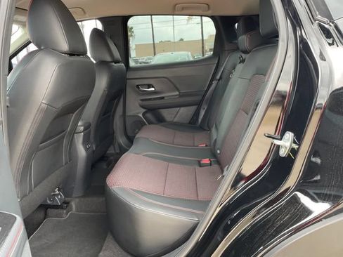 Used 2025 Nissan Kicks SR AWD/4WD image 25