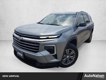 Used 2026 Chevrolet Traverse LT