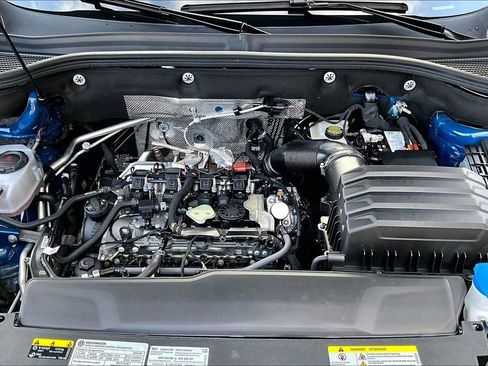 Used 2025 Volkswagen Atlas Cross Sport SEL R-Line image 21