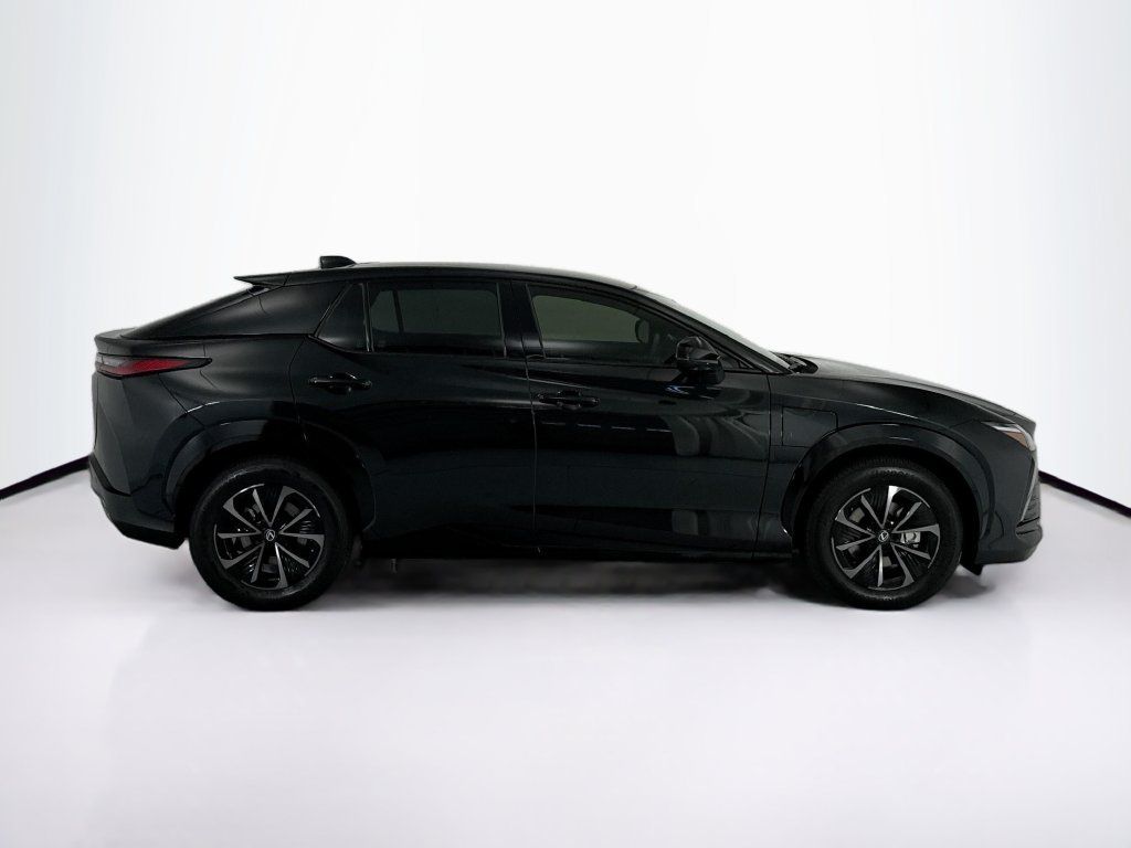 Used 2026 Lexus RZ 350e 2WD w/ Accessory Package (Z1) image 4