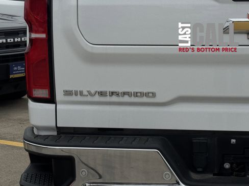 Used 2024 Chevrolet Silverado 2500 LTZ w/ LTZ Plus Package image 11