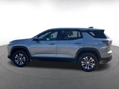 Used 2025 Chevrolet Equinox LT image 11