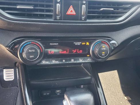 Used 2022 Kia Forte GT-Line image 16